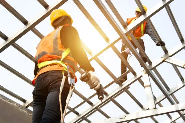 Roofers 4 600x400